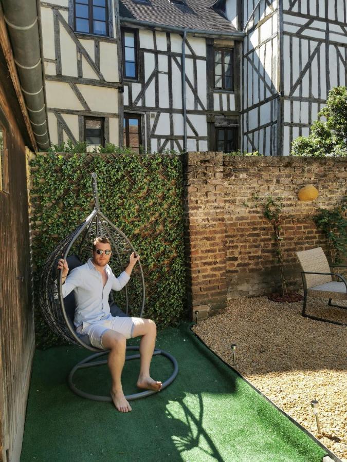 Les Cieux De La Cathedrale - Calme - Jardin - Wifi Apartment Troyes Luaran gambar