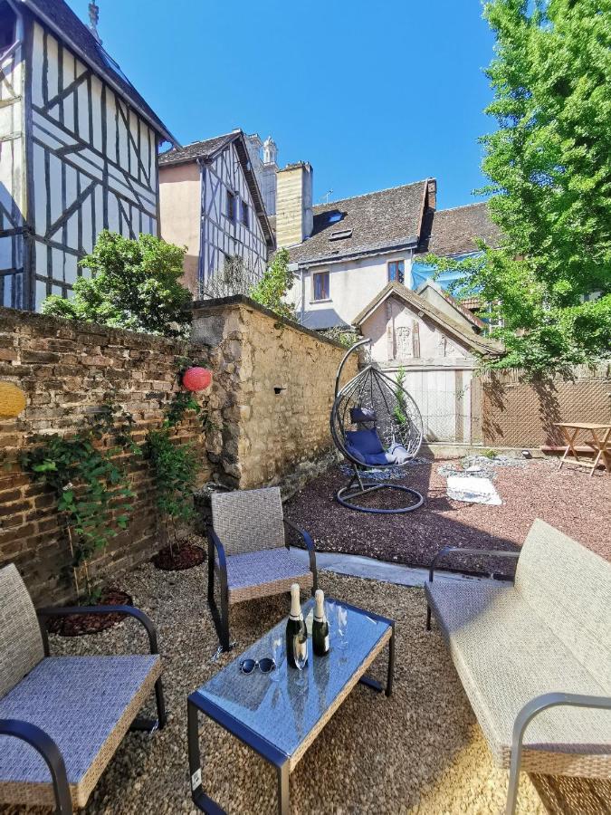 Les Cieux De La Cathedrale - Calme - Jardin - Wifi Apartment Troyes Luaran gambar